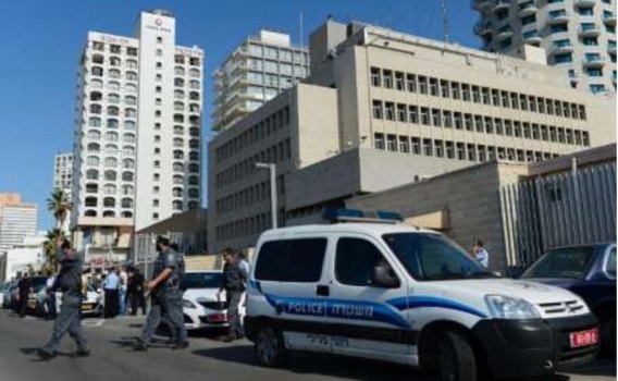 هآرتس: تأخير نقل السفارة الأمريكية جاء بطلب من اسرائيل