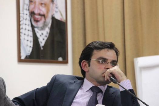 بماذا علق وزير الثقاقة بسيسو  على وقف رواية جريمة في رام الله
