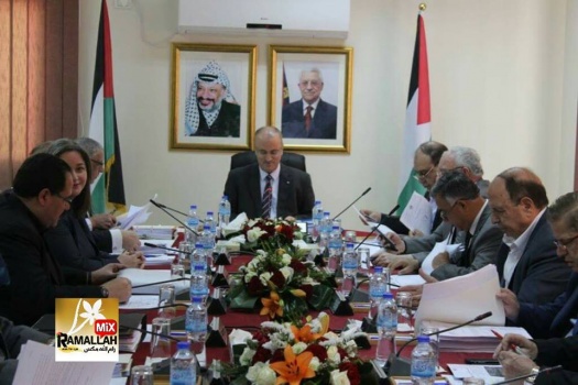مجلس الوزراء يؤكد ضرورة التزام "حماس" بخطة الرئيس لاستعادة الوحدة