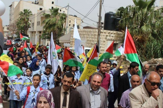 جنين: تواصل الفعاليات التضامنية مع الأسرى المضربين عن الطعام لليوم العاشر على لتوالي