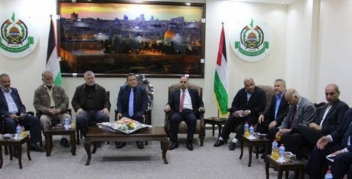 حماس ترحب بوفد فتح والحكومة للعمل في غزة