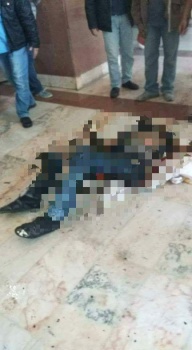 شاب يحرق نفسه في غزة واصابته خطيرة