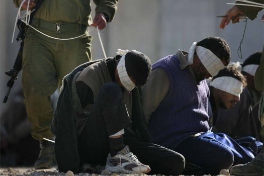 قوات الاحتلال تعتقل (24) مواطناً من الضفة الغربية