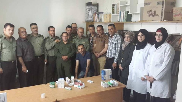 الخدمات الطبية العسكرية تنظم يوما طبي مجاني في قرية صانور جنوب جنين
