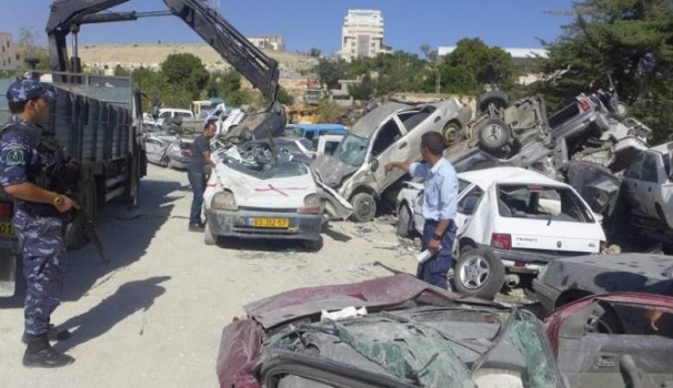 الشرطة تتلف ( 440 ) مركبة غير قانونية في جنين