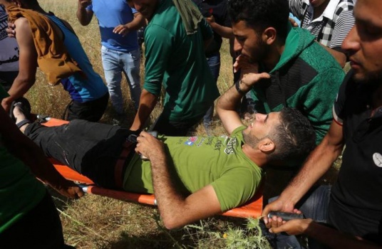 مواجهات غزة: 37 جريحًا اثنان بحال الخطر وثالث بحالة بتر