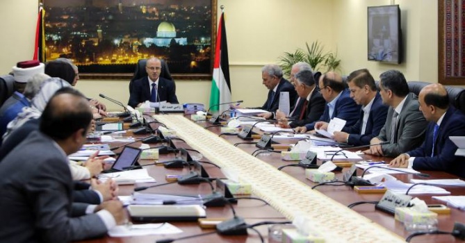 مجلس الوزراء يتخذ عدة قرارات ويصادق على إجراء الانتخابات التكميلية ويحدد موعدها