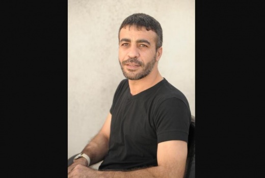 على لسان الاسير ناصر ابو حميد ..​رسالة الأسرى المضربين : ما زلنا نتنفّس الحرية والكبرياء
