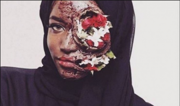 ناشطة سعودية تنشر صورة غريبة&hellip; وهذا ما أصاب وجهها!