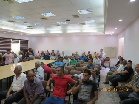 جنين:اجراء قرعة اكشاك مجمع النثريات سوق الامل رقم 1