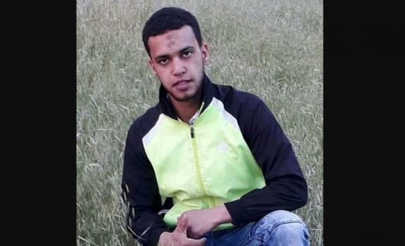 محكمة الاحتلال تُمدد اعتقال والدة الشهيد عادل عنكوش