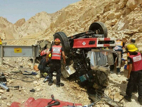 مقتل جنديين اسرائيليين جراء انقلاب شاحنة عسكرية في ايلات