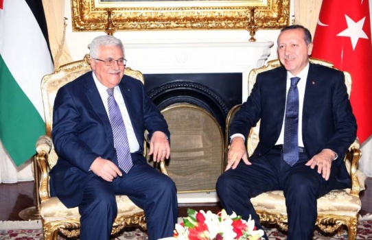 الرئيس يطلب من اردوغان التدخل بشان القدس