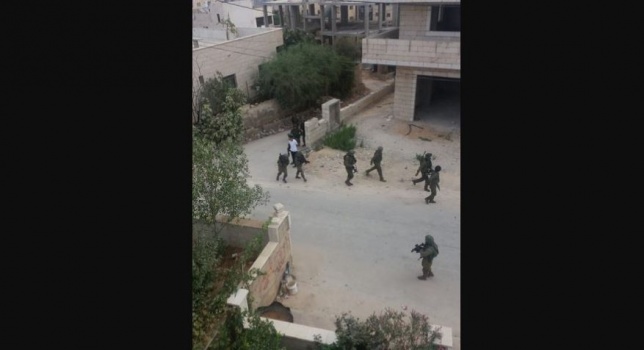 فيديو: مخيم الجلزون.. تَجَهَزَ للعيد فكان للاحتلال فعل آخر
