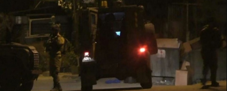 اعتقال شقيقين في مخيم الجلزون في يومين