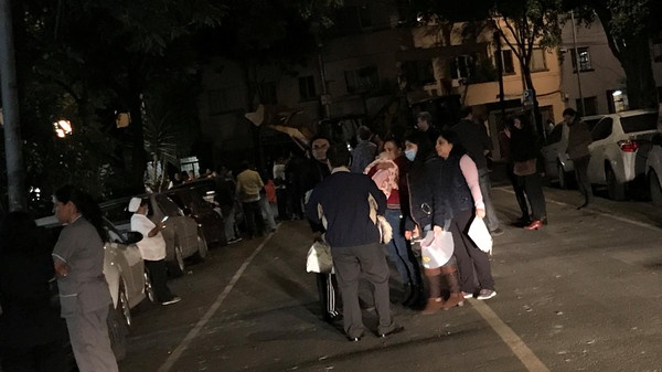زلزال يضرب المكسيك.. شاهد فيديوهات الرعب