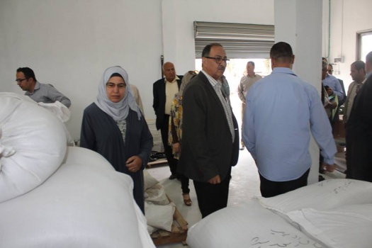 جنين: المركز الفلسطيني للبحوث الزراعية يفتتح موسم توزيع البذار على المزارعين