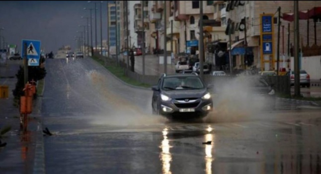 الطقس: انخفاض وفرص لأمطار حتى الثلاثاء