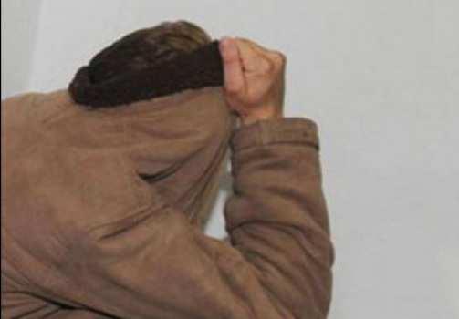 اسقاط العملاء .. تدرج في المهام حتى العمالة