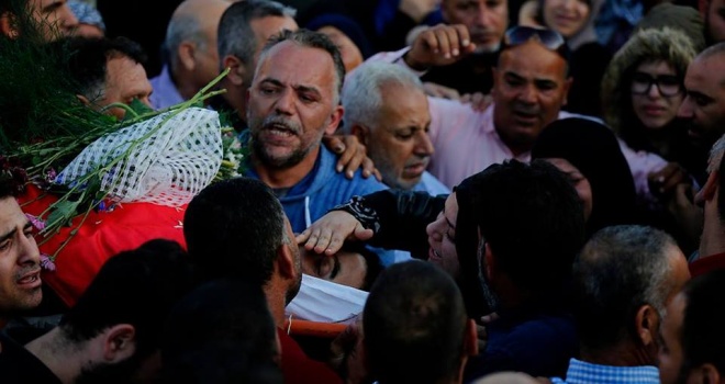 محمد موسى.. نثرت أمه ورود خطوبته على جثمانه شهيدًا