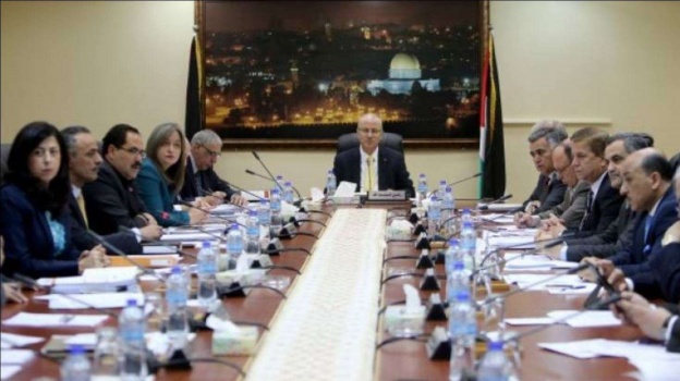 فتح: ليس من صلاحيات الحكومة الاعتراف بإسرائيل