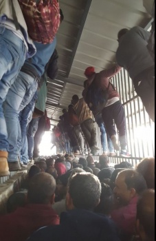 هذا ما يحدث كل يوم على حاجز بيت لحم -القدس