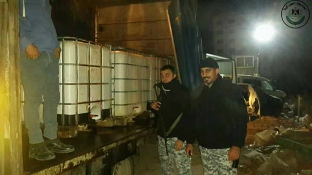 ضبط شاحنة على متنها 3 خزانات سولار جنوب جنين