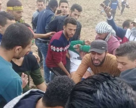 عشرات الاصابات خلال مواجهات مع الإحتلال في فلسطين