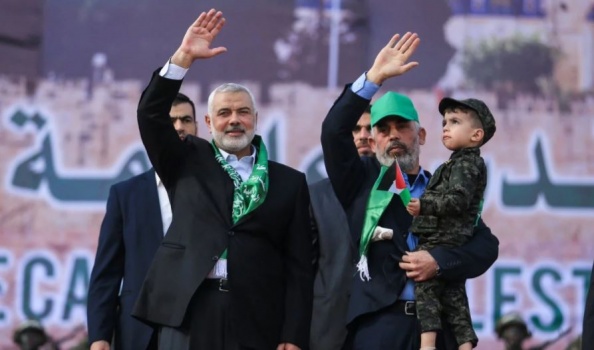 هنية يكشف عن فائدة لغباء ترامب!