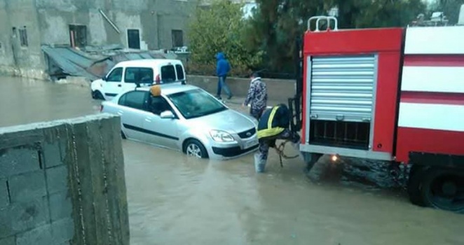 بالصور.. مياه الأمطار تغمر منازل وأراضي زراعية في طولكرم