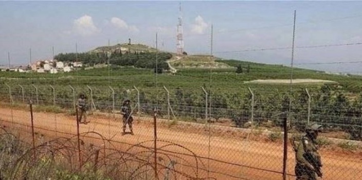 الاحتلال يعتقل فلسطينيين اجتازا جدار غزة