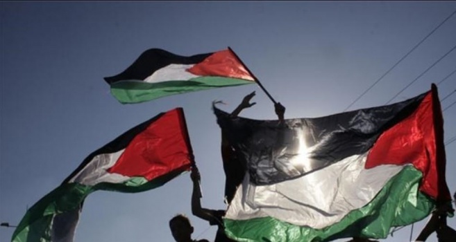 العوض يدعو المركزي لاعلان فلسطين على حدود 67 دولة تحت الاحتلال