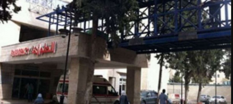 فوضى وتحطيم وتكسير.. ماذا جرى اليوم في مجمع فلسطين الطبي برام الله ؟