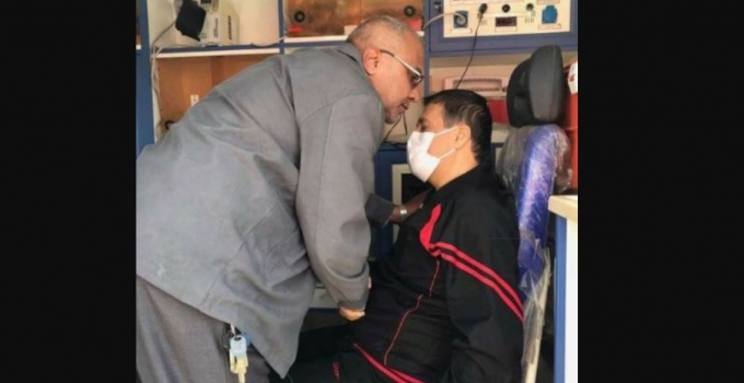 المحرر طارق عز الدين يغادر غزة عبر معبر رفح لتلقي العلاج