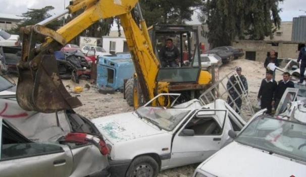 (صور) بعد اصابة 11مواطن بحوادث مركبات غير قانونية..اتلاف 435 مركبه في رام الله والخليل وجنين