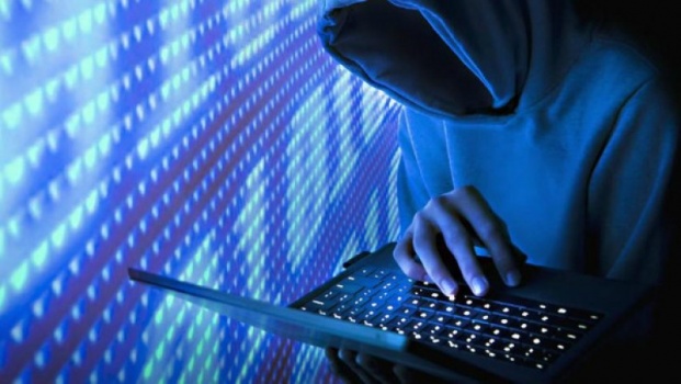 الشرطة تنظم محاضرة حول الجرائم الالكترونية وسلبيات الانترنت في جنين