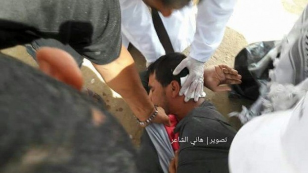 الاحتلال يصيب شاباً بقنبلة غاز شرق خانيونس