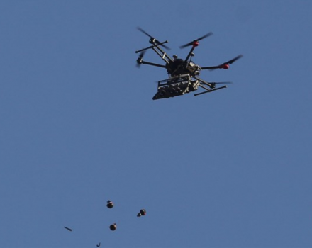 وحدة خاصة لمكافحة "الطائرات الورقية"
