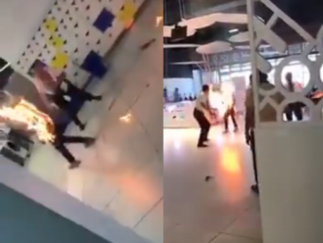 فيديو مرعب| مغربي اتهموه بسرقة 'ثاقب كهربائي' من أحد الأسواق فقام بحرق نفسه !