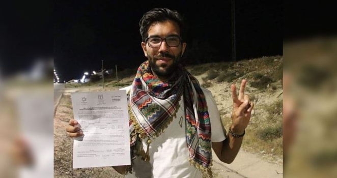 "إسرائيل" تمنع ناشطًا سويديًّا من دخول فلسطين .. ما حكايته؟
