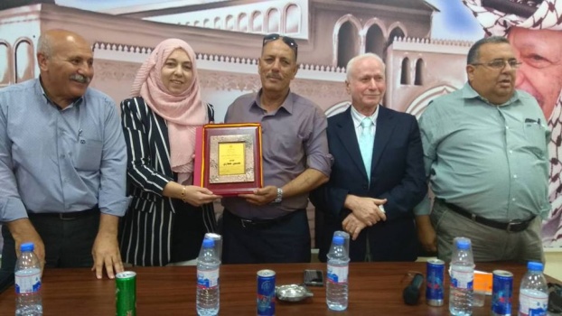 بالصور..ثقافة جنين تنظم حفل إشهار ديوانين للشاعر حسين حجازي