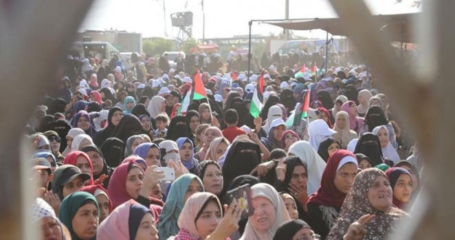 إصابة 52 سيدة بقمع الاحتلال حشد نسوي مهيب شرق غزة