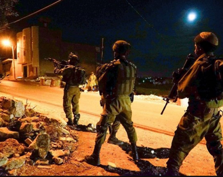 الاحتلال يعتقل 15 مواطنا ويأخذ قياسات منزل "خنساء فلسطين"