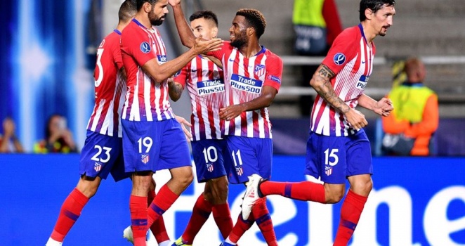 أتلتيكو مدريد يهزم جاره الريال برباعية ويحرز لقب السوبر الأوروبي