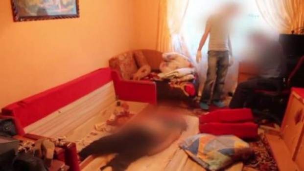 مصريّة تقتل زوجها بمساعدة عشيقها بطريقة صادمة ..!