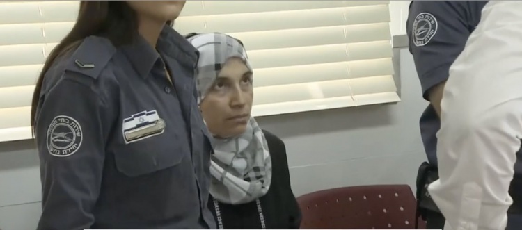 محكمة الاحتلال تُمدد اعتقال الأسيرة "خاطر" للمرة السابعة