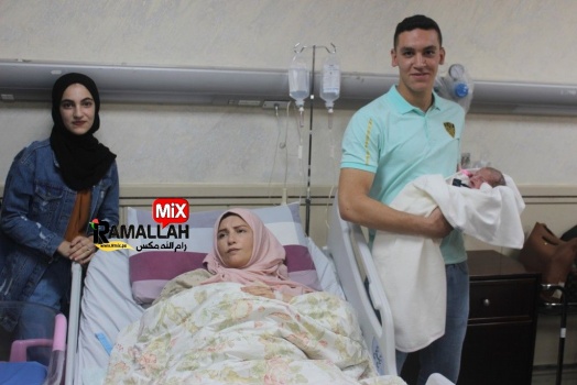 بالصور..زوجة أسير من بلدة السيلة الحارثية غرب جنين تنجب طفلاً عبر تهريب نطفه من السجون &laquo; الإسرائيلية &raquo;