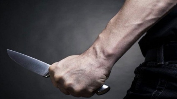 ذبح والدته بسبب وجبة طعام لم تُعجبه
