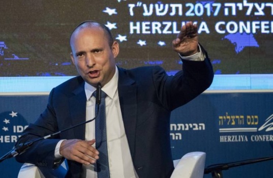 وزير إسرائيلي: يجب قتل كل من يقترب من حدود غزة