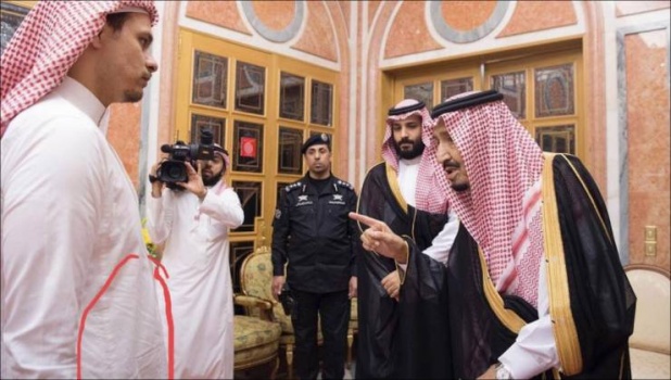 ما الغريب في صورة لقاء ملك السعودية بنجل خاشقجي؟
